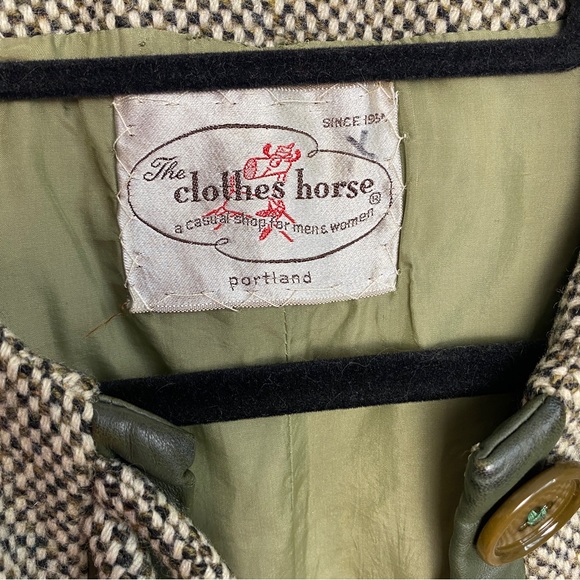 Vintage Green Wool Coat with Leather Details - Picture 2 of 7